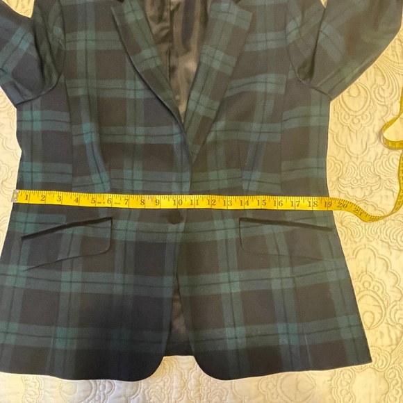 Classic Black Watch tartan blazer Size 10 from Talbots - Picture 4 of 8